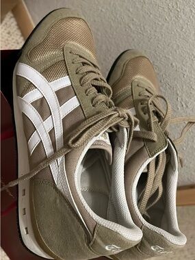 Mens Onitsuka Tiger Asics Ultimate 81 Sneakers Shoes